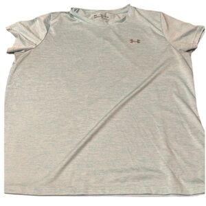 UNDER ARMOUR tshirt